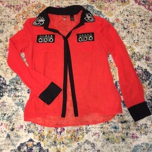 BKE BOUTIQUE Jeweled Button Up